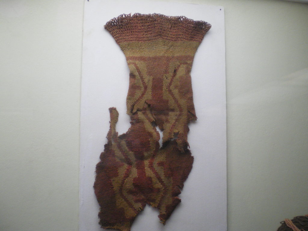 Textiles précolombien exposés au Musée d'Iquique, Nord du Chili