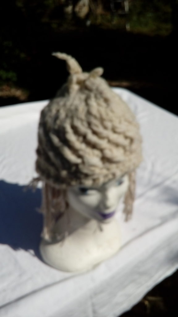 Bonnet en pointe, blanc, mouton, crochet